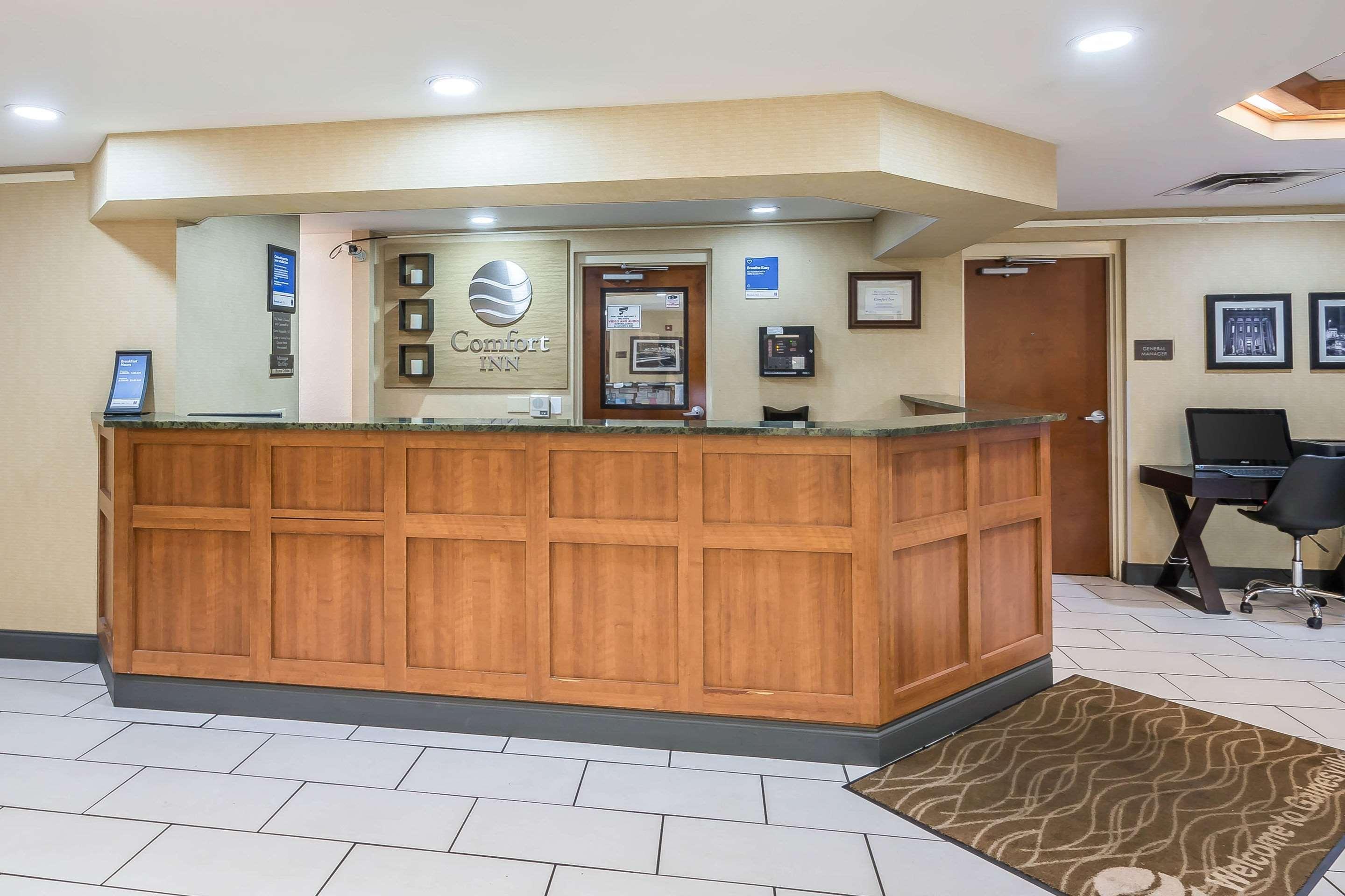Comfort Inn University Гейнсвилл Экстерьер фото