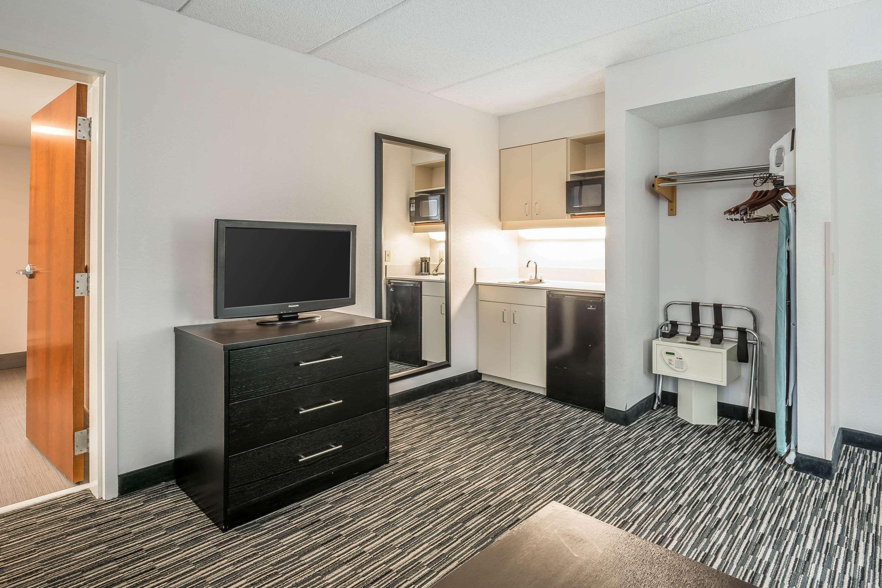 Comfort Inn University Гейнсвилл Экстерьер фото