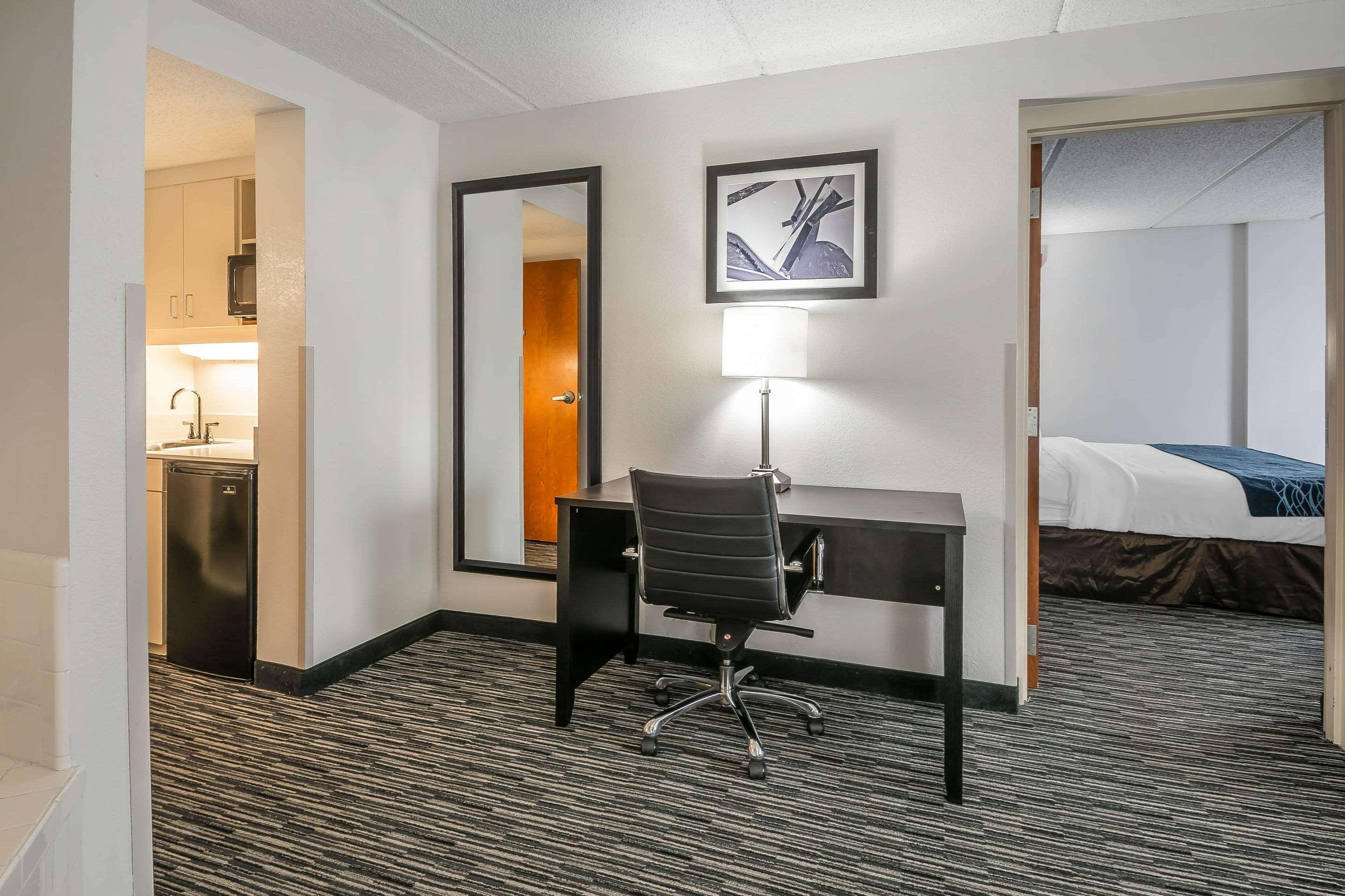 Comfort Inn University Гейнсвилл Экстерьер фото