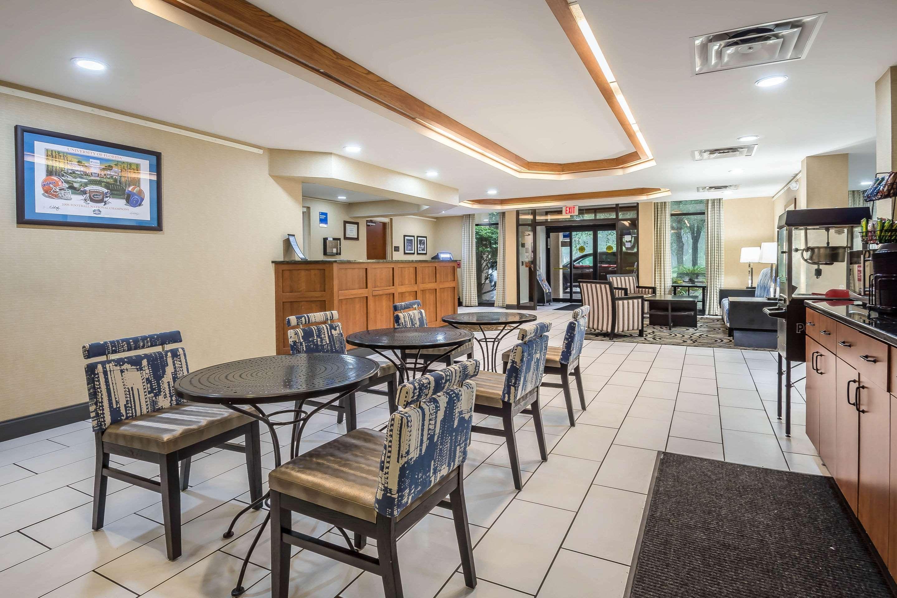 Comfort Inn University Гейнсвилл Экстерьер фото