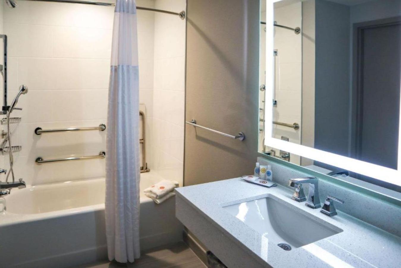 Comfort Inn University Гейнсвилл Экстерьер фото